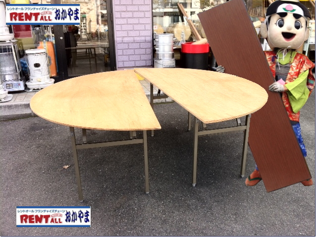 レントオール　テーブル　レンタル　会議用テーブル　丸テーブル　座卓テーブル　ベニヤテーブル　イベント用テーブル　岡山　白丸テーブル　催し物テーブル　岡山のイベント　